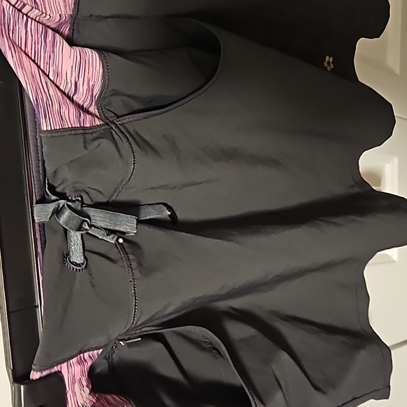 💖$5 ADD on Tuff Athletics Grey Skort with drawstring pink waist💖 - Picture 4 of 9